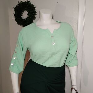 Lulu-B Light Green Button Sleeve Blouse